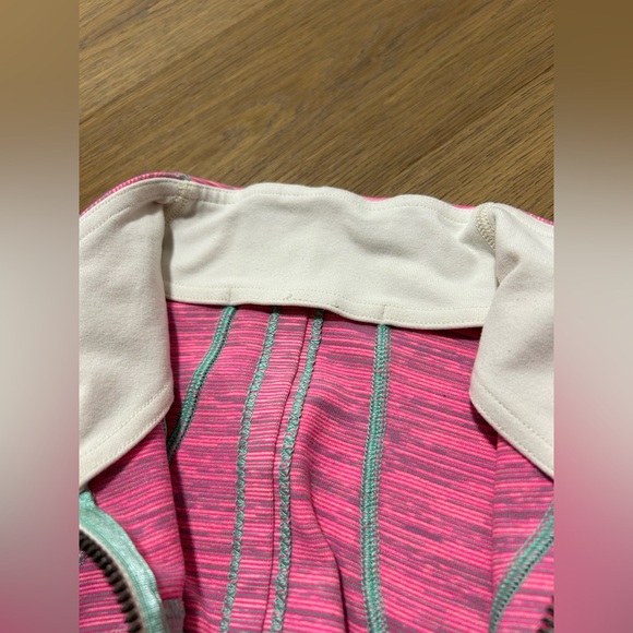 Size 4 lululemon Define jacket - vintage lululemon Forme jacket - Picture 8 of 11